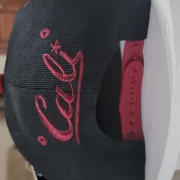 Original Cali Burgundy & Black Snapback Embroidered Cap Unisex Hat - Picture 5 of 9